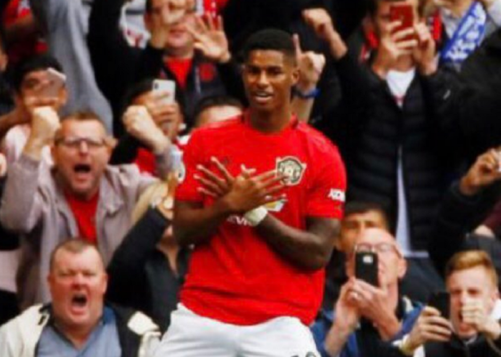 Mahao dvoglavim orlom ispred Nemanje Matića! (FOTO + VIDEO)