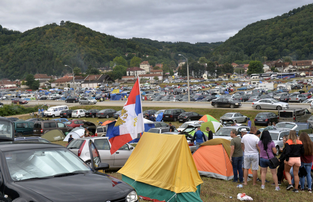 Krenuo PROGON! Ništa srpsko neće uopšte DA VIDE NITI ČUJU na svojoj teritoriji!