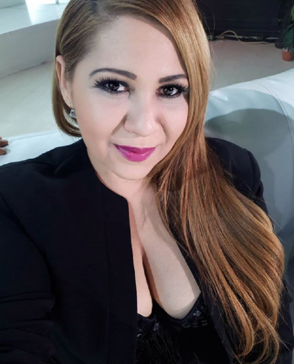 Takmičila se u Zvezdama Granda, SMRŠALA preko 30 kilograma, a danas je ne biste prepoznali! (FOTO)