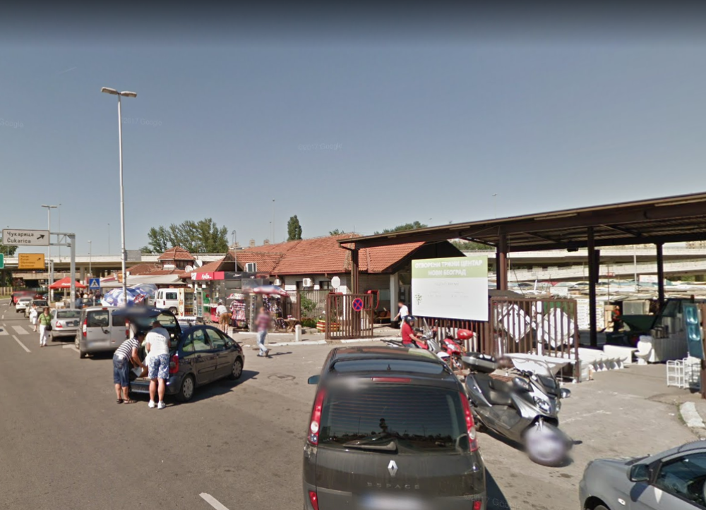 Svađa dve Kineskinje na buvljaku u Subotici pretvorila se u krvavi obračun! Sevale teške reči, a onda i makaze!