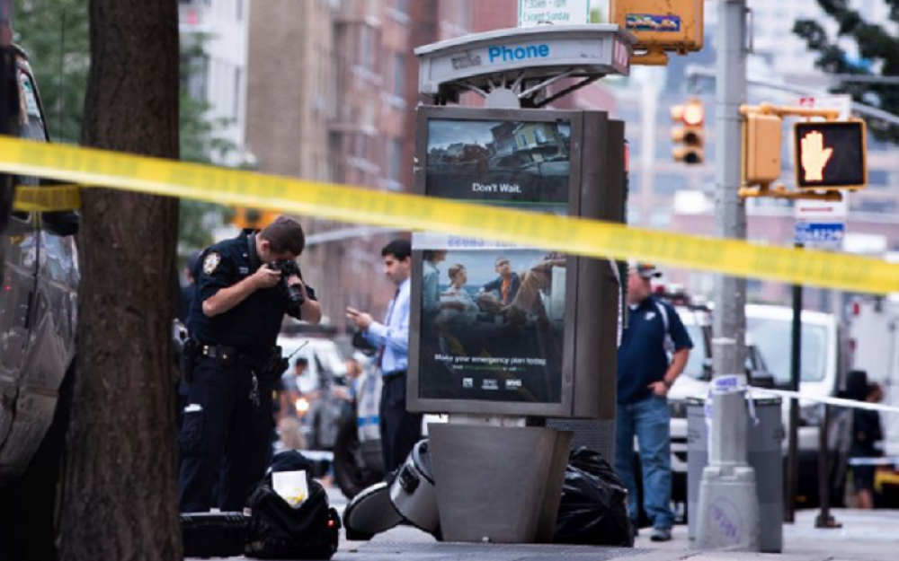 Pronađena dva sumnjiva paketa u podzemnoj! Jedan deo grada zatvoren! (FOTO SA LICA MESTA)