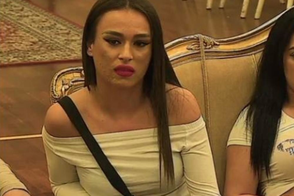 Ivania iz "Parova" staje na ludi kamen? Njemu je spremna da izgovori "DA"!