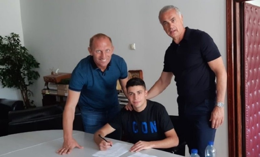 Velika borba za novo pojačanje da dođe u Zvezdu, taman pred veliku utakmicu! Malo užitka nije na odmet! (FOTO)