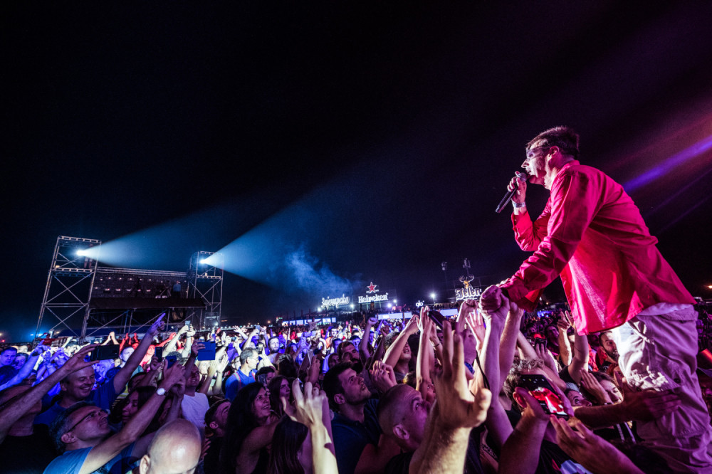 Treće veče Beer Festa: Na koncertu Van Gogha 120.000 ljudi
