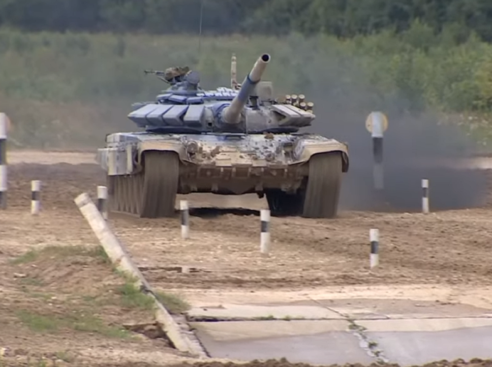 Takmičenje u voženju TENKOVA! Ovo morate da pogledate! (VIDEO)