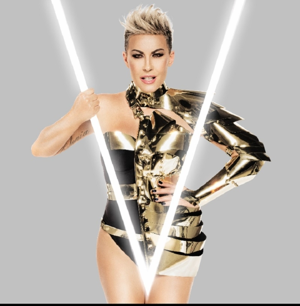 Indira Forza ex Colonia poziva sve na Port gdje obećava zabavu i party o kojem ce se pricati!