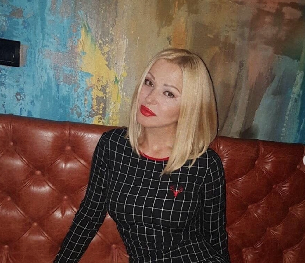 Sanja Đorđević pokazala izvajanu figuru, skinula se u kupaći i pomutila razum! (FOTO)