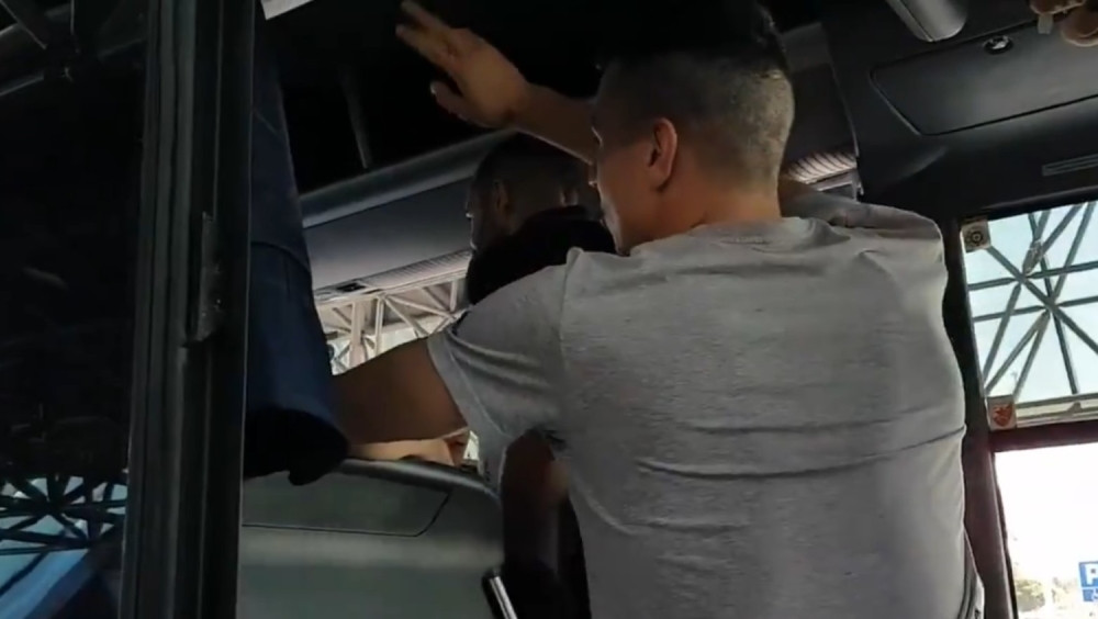 Suze su same potekle: "Vidimo se ludaci, srećno!" (VIDEO)