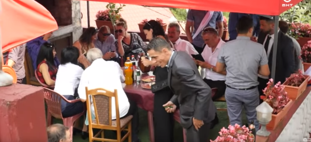 Kum bio šokiran kad je video koga je izabrao za ženu! Gosti u čudu (VIDEO)