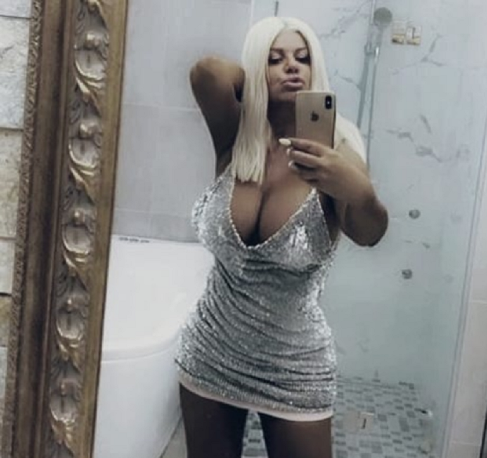 Bubamari dečko postavlja uslove! Evo sa čime se suočava pevačica i ko je njen izabranik (FOTO)