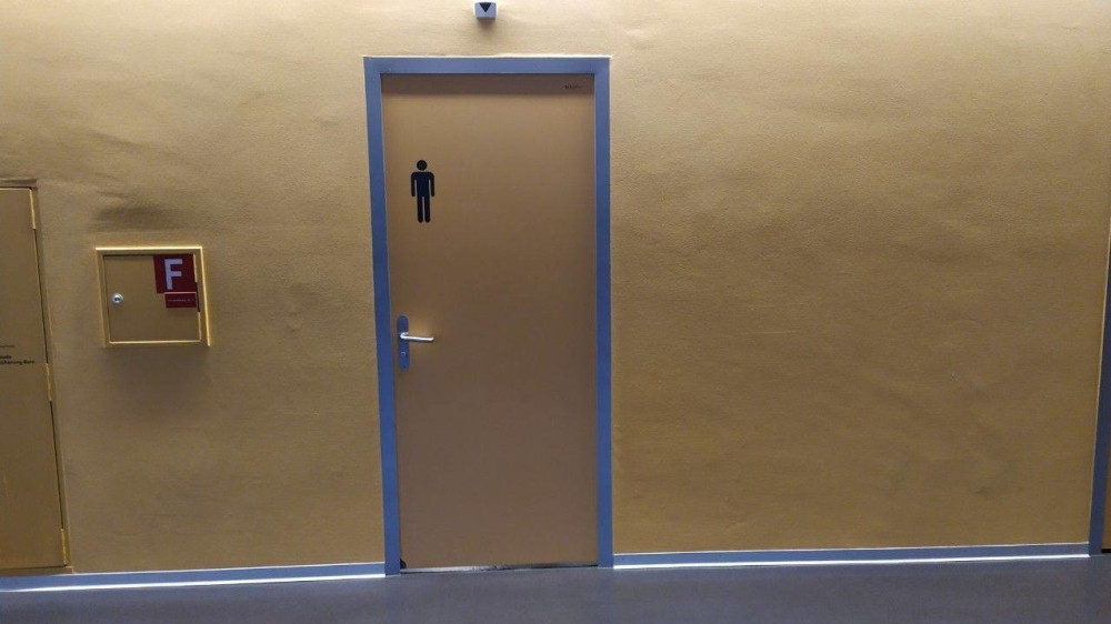 Ušli smo u toalet švajcarskog šampiona, a tamo smo sreli fudbalske legende koje su nas očarale njihovim mislima! (FOTO)