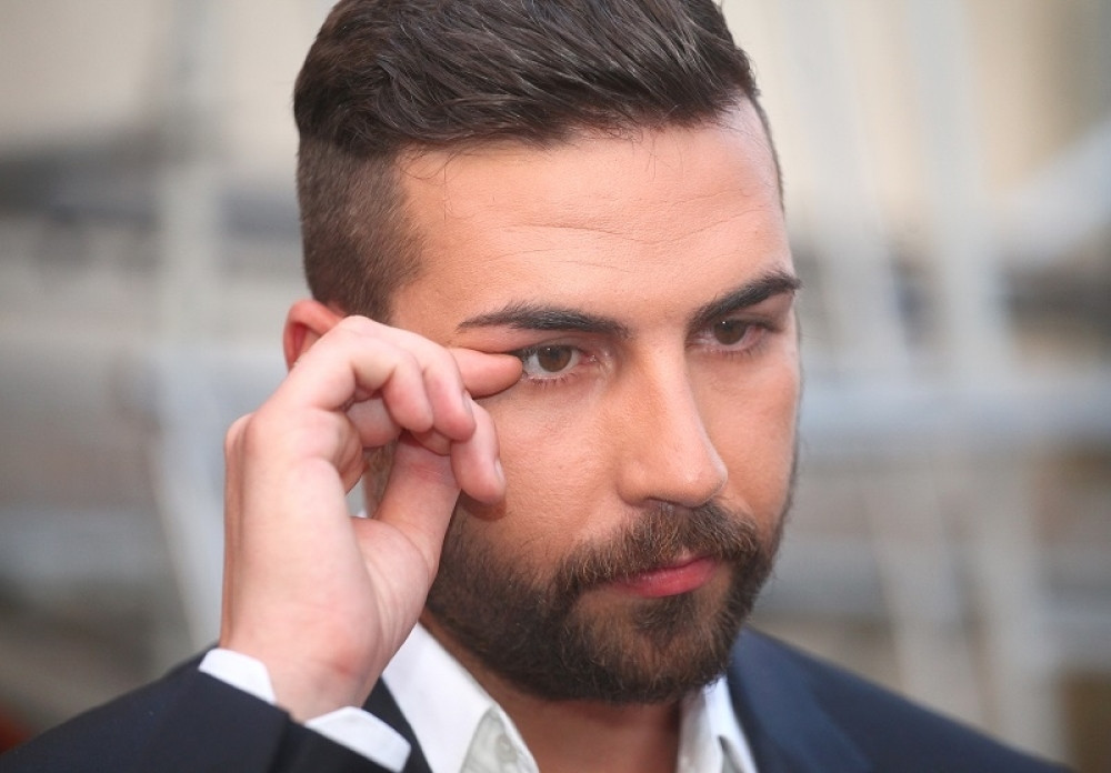 Saša i Nikolina Kapor zaraženi koronom! Pevaču javljeno da mu je otac u bolnici! (VIDEO)