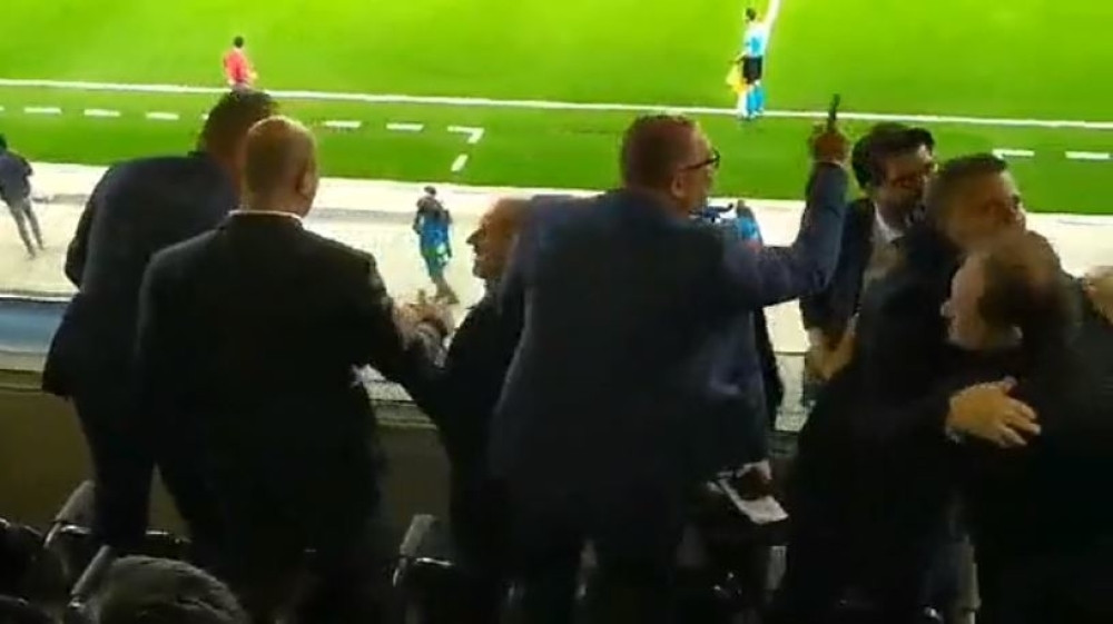 Evo kako se slavio gol Matea Garsije u Zvezdinoj loži na stadionu Jang Bojsa! (VIDEO)