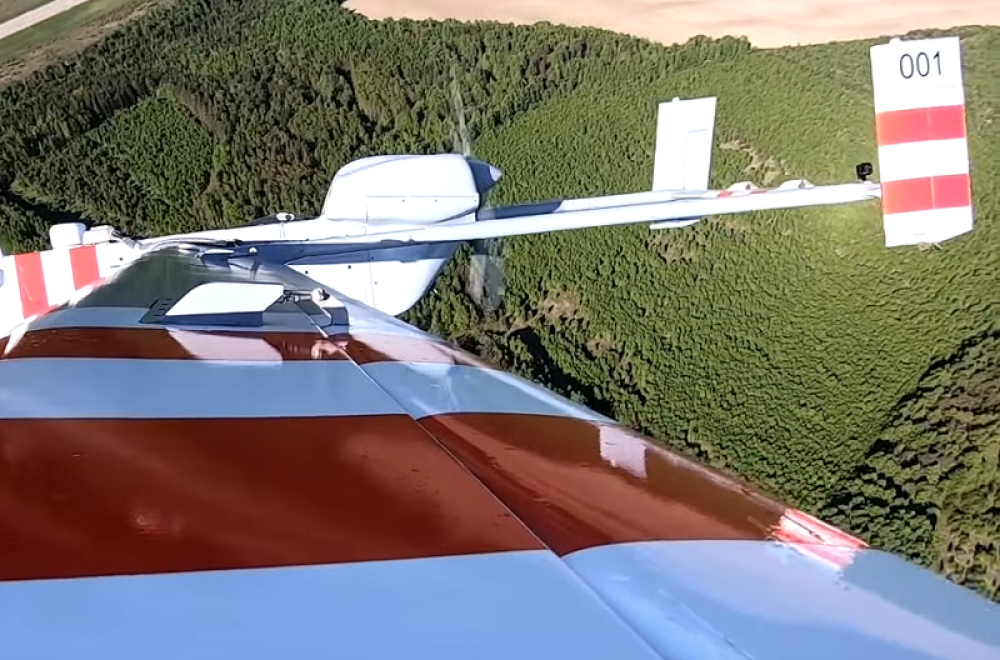 Ruska vojna moć ne ogleda se samo u raketama i moćnim avionima šeste generacije! Ovo "malo" čudo vas možda BAŠ SADA posmatra sa 6.000 metara! (VIDEO)