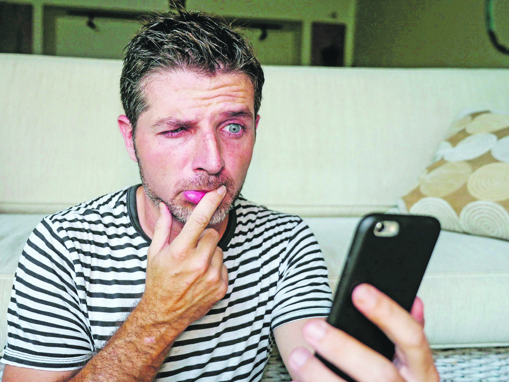 Telefoni pametni, a ljudi glupi