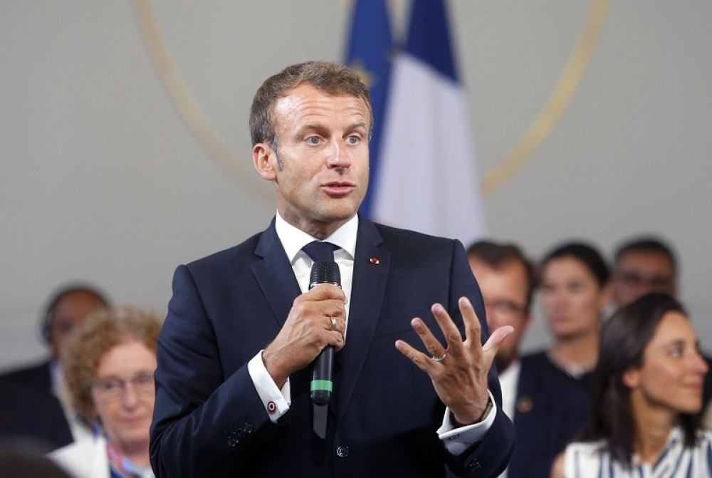 Makron priznao poraz! Svet više nikada neće biti isti, a ovaj teg pomerio vagu!