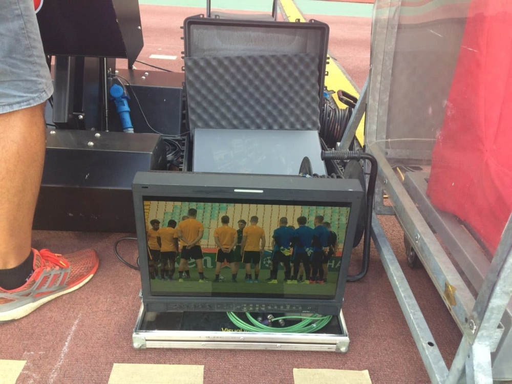 Ipak postoji šansa da sudija POKRADE crveno-bele, pogledajte kako!