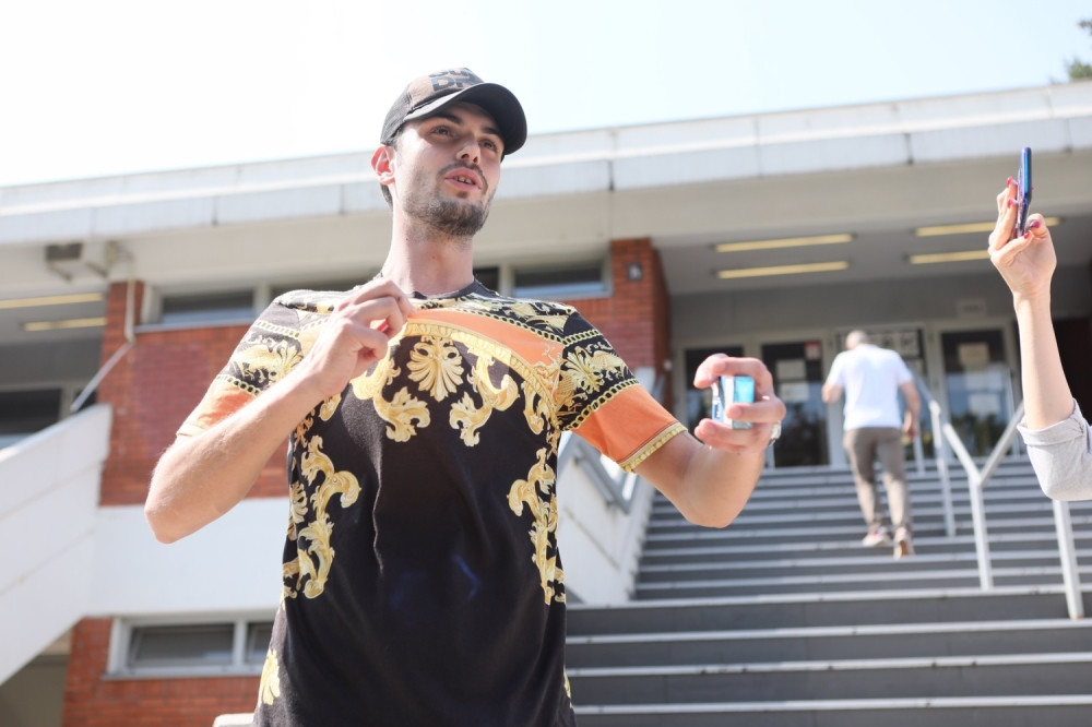 Tomi Paniću bacili bombu na kuću zbog duga od 50.000 evra: Život mu je u opasnosti