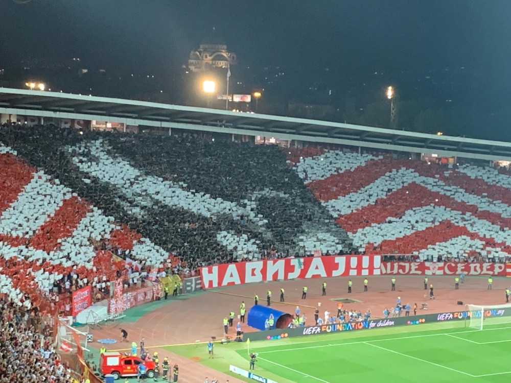 Evo šta se krije iza VELIČANSTVENE koreografije "delija"! (FOTO)