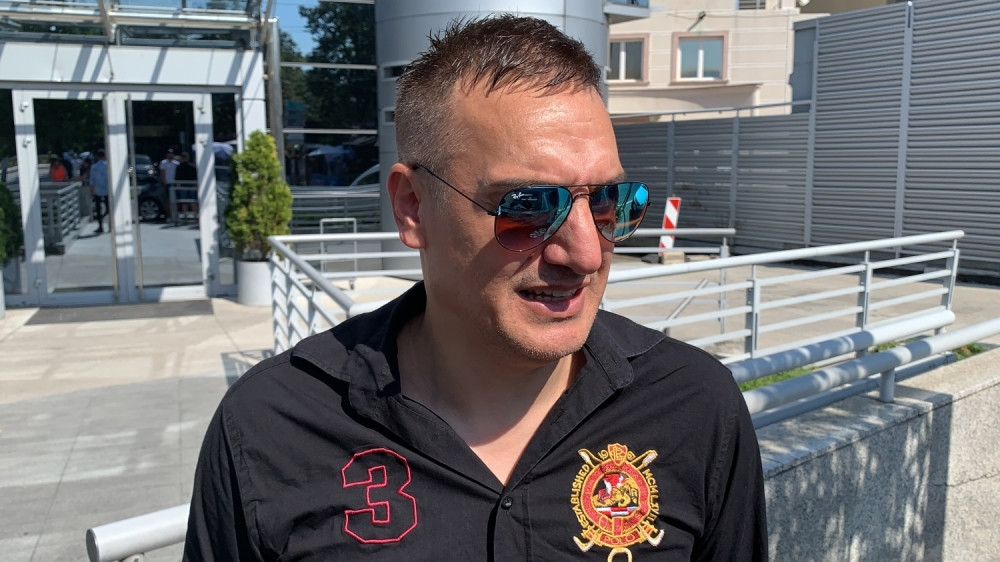 Gagi poput pravog vidovnjaka, gledao Nini u dlan, a ona otkrila šokantne detalje (FOTO/VIDEO)