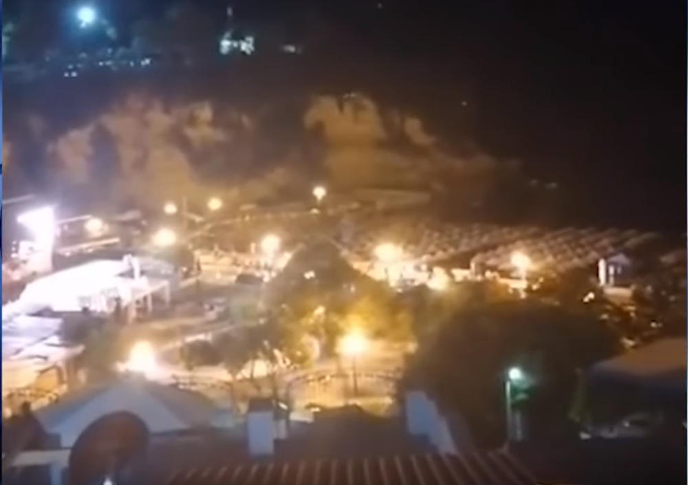 Stotine Albanaca s Kosova slavilo OVK u Ulcinju, Crnogorcima pukao film, usledila brutalna odmazda! (VIDEO)