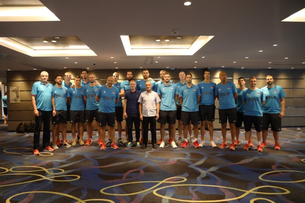 Ambasador Srbije, Milan Bačević, posetio košarkaše u Fošanu!