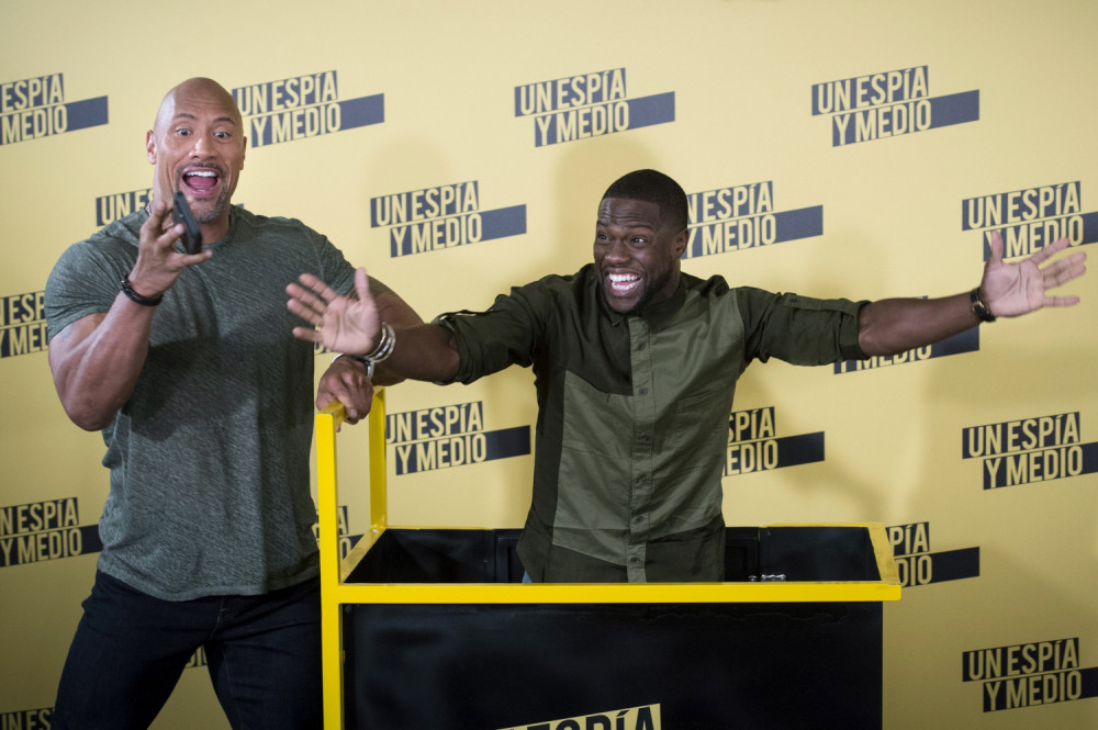 Legendarni glumac teško povređen u saobraćajnoj nesreći, zadobio ozbiljne povrede leđa!