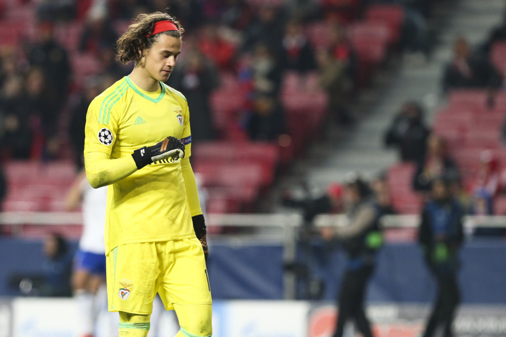 Mile Svilar neće da brani za "orlove", izabrao da igra za Belgiju!