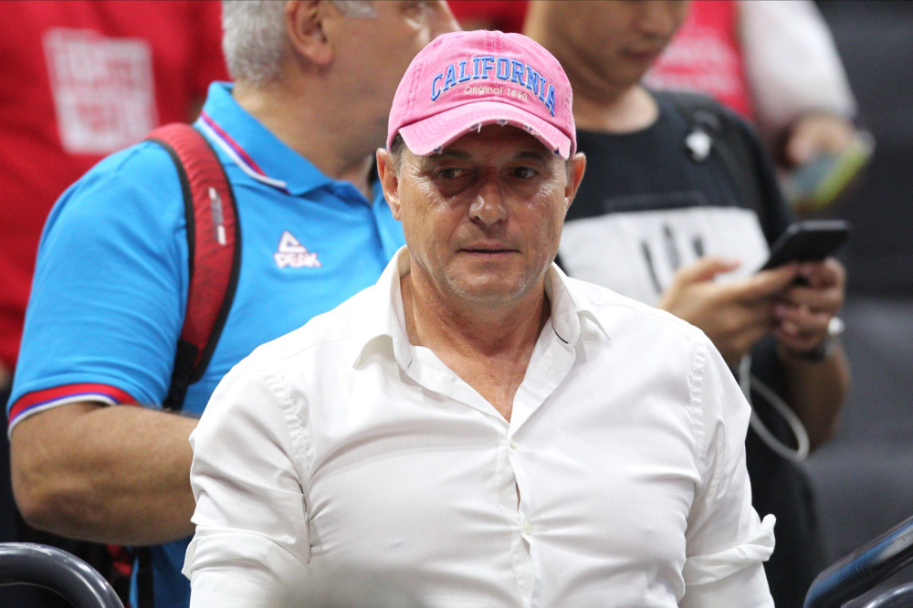 Fudbaleri prate "orlove" u meču protiv Filipina! (VIDEO)