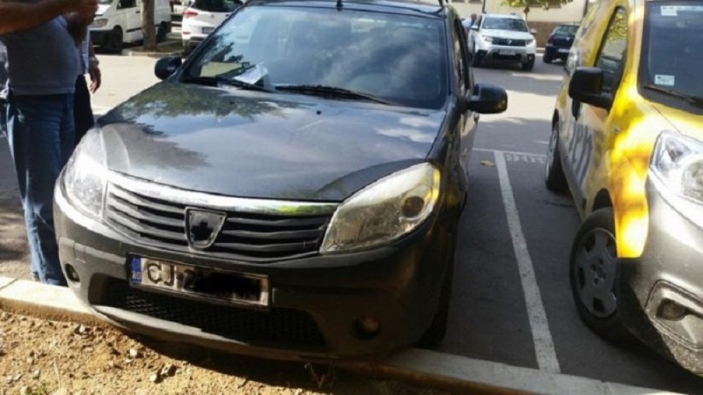 Rumun je na parkingu u Srbiji doživeo najveće iznenađenje u životu! Onda se dosetio kako da se oduži! (FOTO)