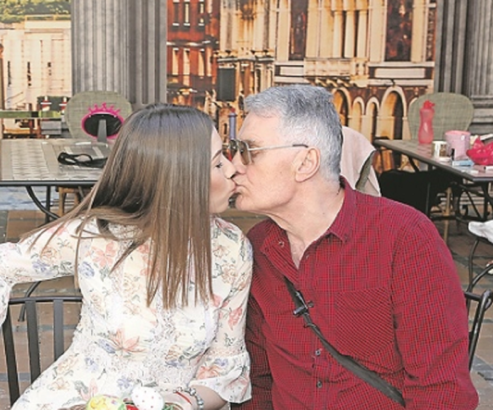 Jezivi rituali Milijane i Milojka van rijalitija: Kupa ga, DOJI, nuna i oblači mu ovo!