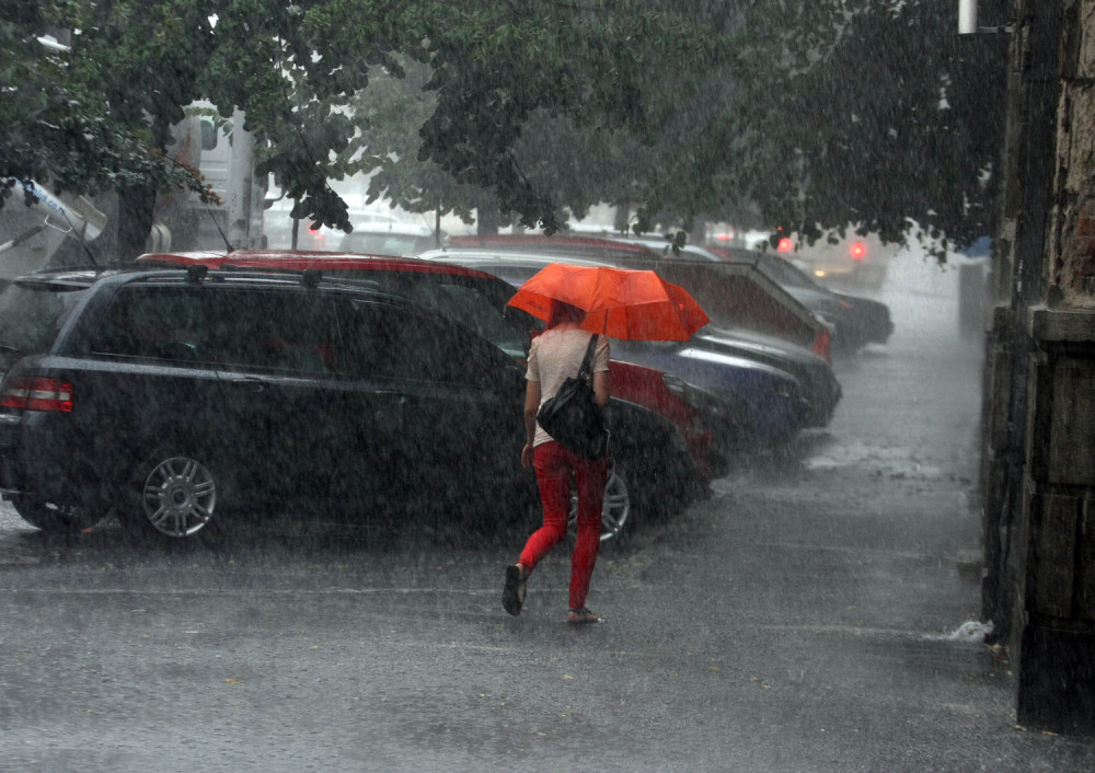 Prognoza za naredne dane je pravo razočarenje! Smrzavaćemo se, a onda će nevreme zahvatiti Srbiju!