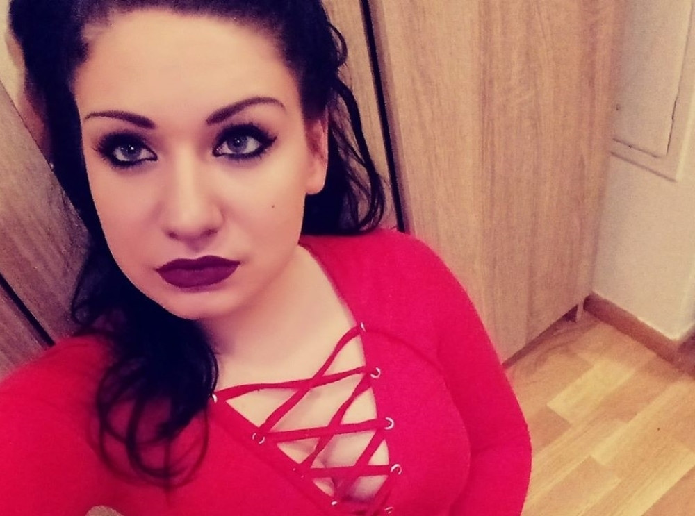Naida (22) je bila vedra i mirna devojka, a onda se raznela bombom u iznajmljenom stanu! Komšije otkrile jezive detalje tragedije! (FOTO)