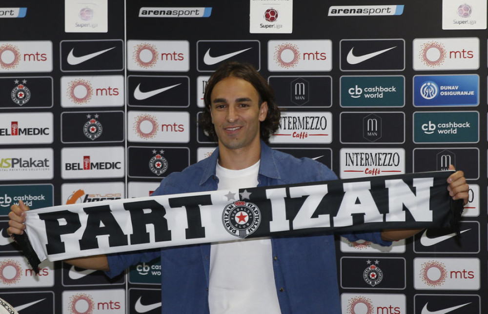 Fudbaler Partizana u epizodi "Kad porastem biću Kengur"! (VIDEO)