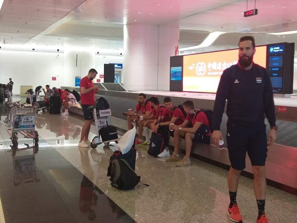 Drama u putu, dvojica napustila tim! Ovo nikako nije smelo da se desi