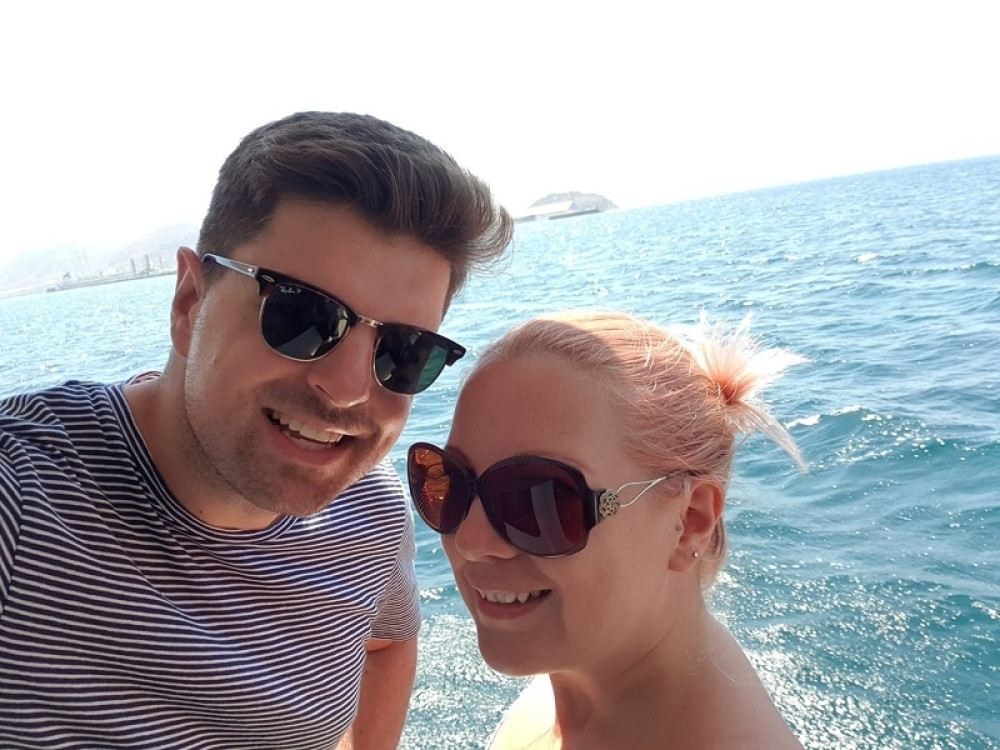 Nakon se*sa je rekao ženi da legne i izbroji do 10, a onda su završili u bolnici!