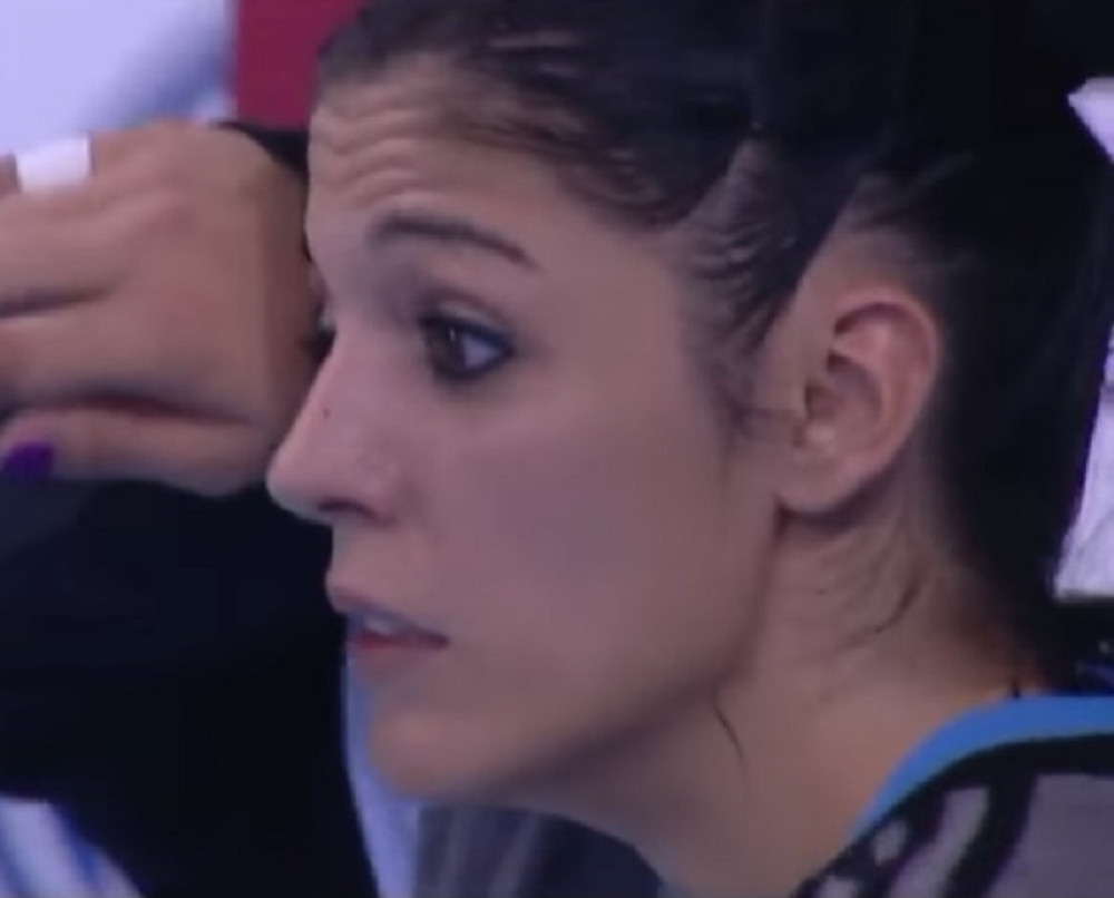 Nju ne zanimaju osude, Hrvatica odlučila za koga će da igra, njen izbor će vas šokirati! (VIDEO)