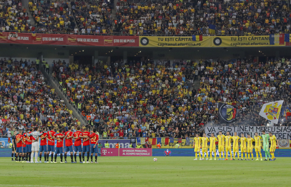 Navijači Rumunije obrukali se pred celim svetom! (VIDEO + FOTO)