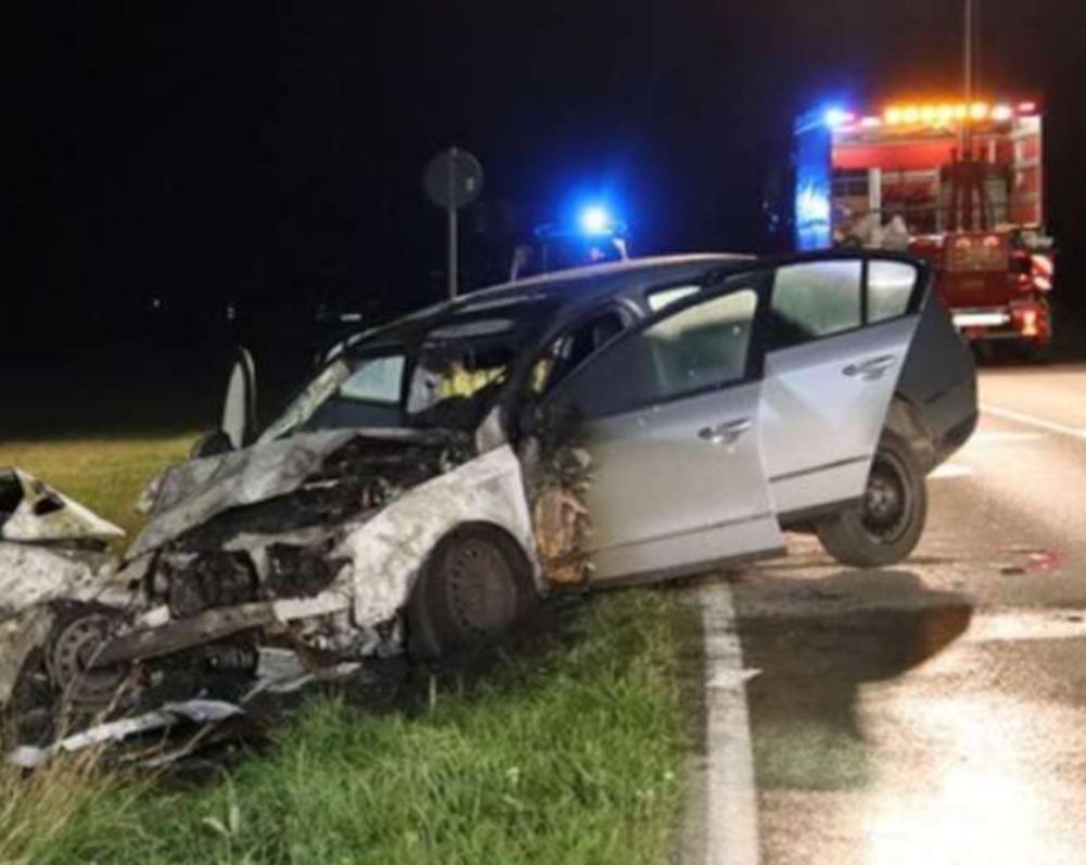 Težak sudar na putu Beograd-Obrenovac, saobraćaj potpuno obustavljen