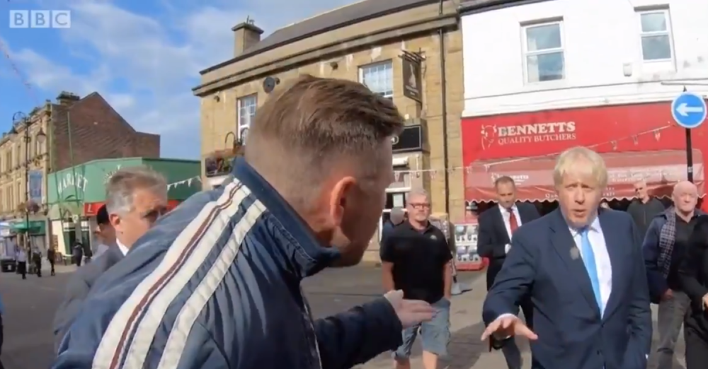 Britanski premijer sišao među ljude, da traži podršku za BREGZIT! Ostao u šoku zbog onog što su mu građani rekli!