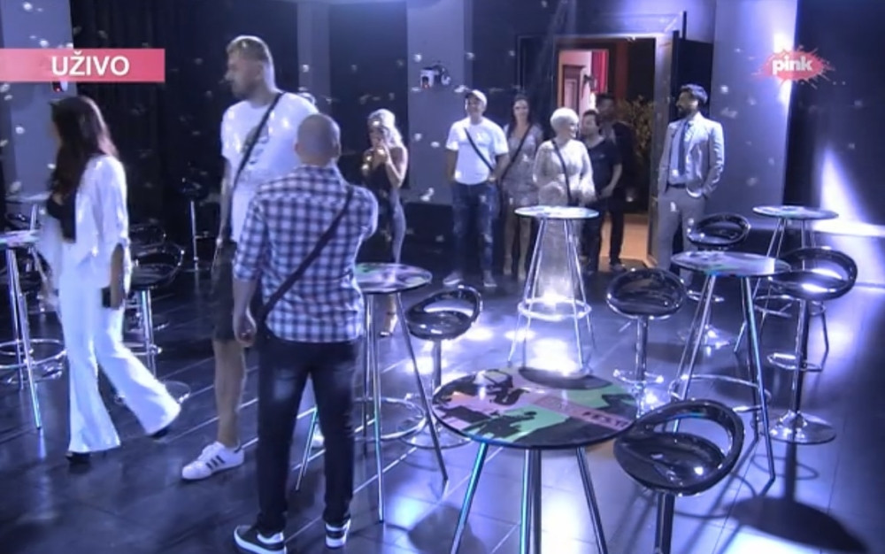 Zadrugarke se potukle pre ulaska u studio, obezbeđenje odmah reagovalo!