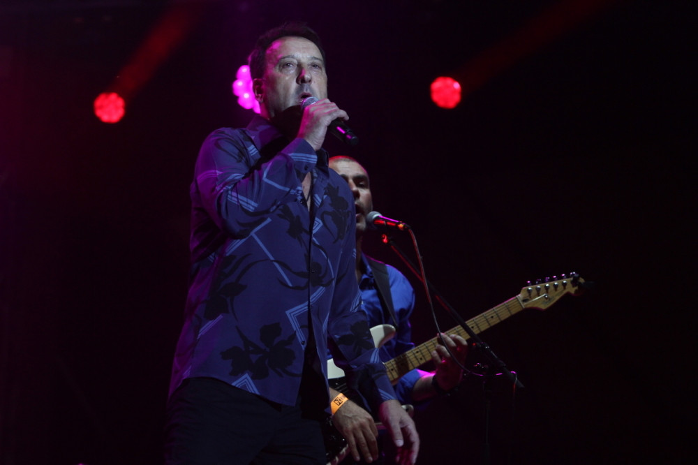 Oženio sa 19 godina, suprugu je varao punih 10 godina, a onda je saznao da ima vanbračnog sina!