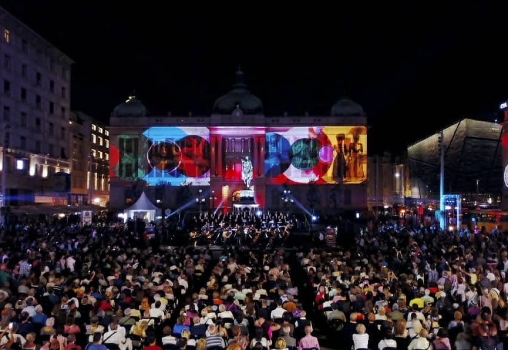 Trg Republike je predat građanima! (VIDEO)