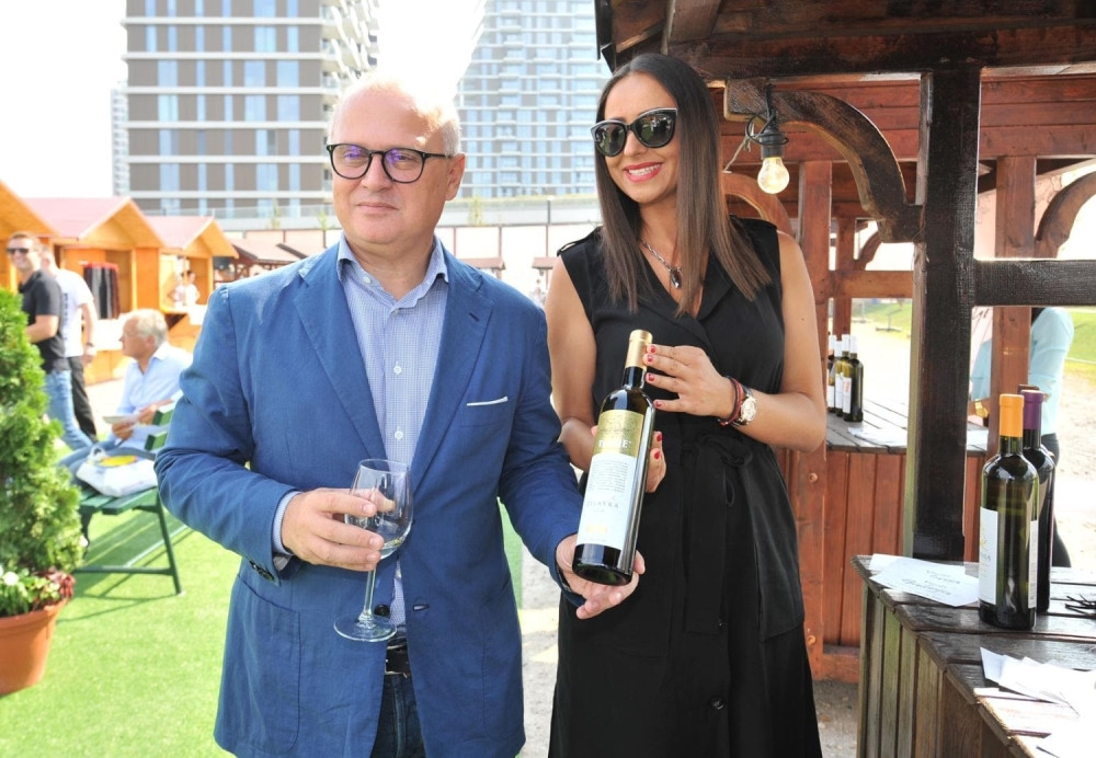 Vesić na otvaranju Sajma hrane i vina: Beograd je grad koji živi od turizma i usluga