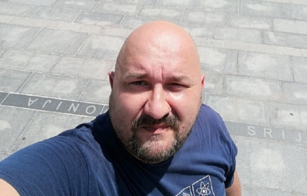 Status ovog čoveka uzdrmao region, za nekoliko sati prikupio 17 hiljada lajkova! Njegove reči će vam dugo odzvanjati u ušima!