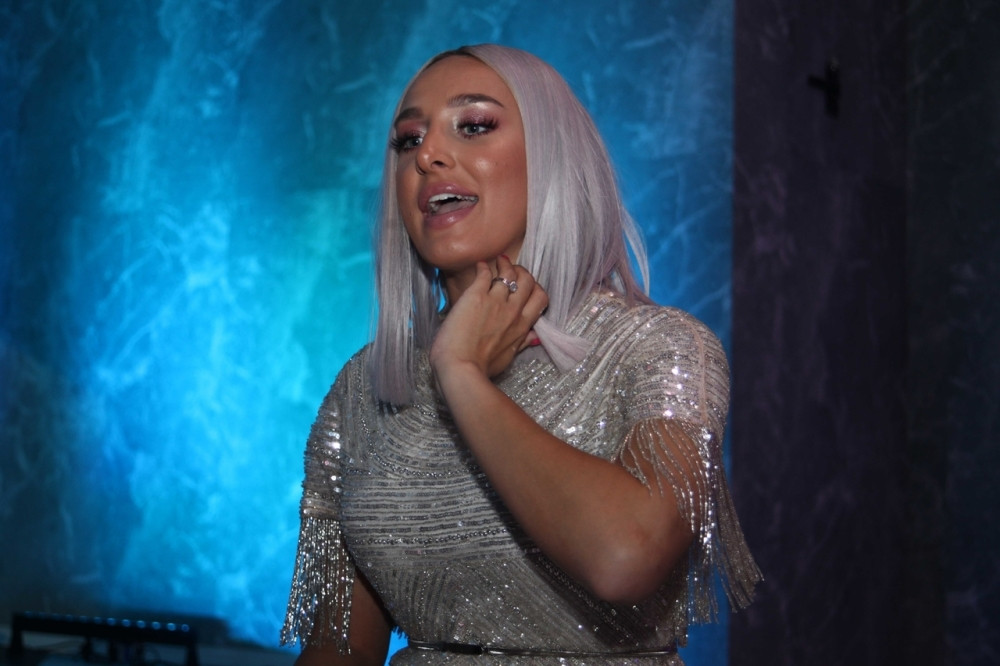 Đoganijeva priznala ko joj je pozajmio glas za prvu pesmu!