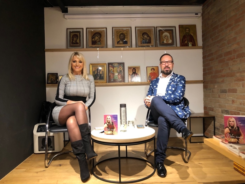 Održana promocija knjige Ivane Đorđević "Neka mnogo bitna" u Cirihu!