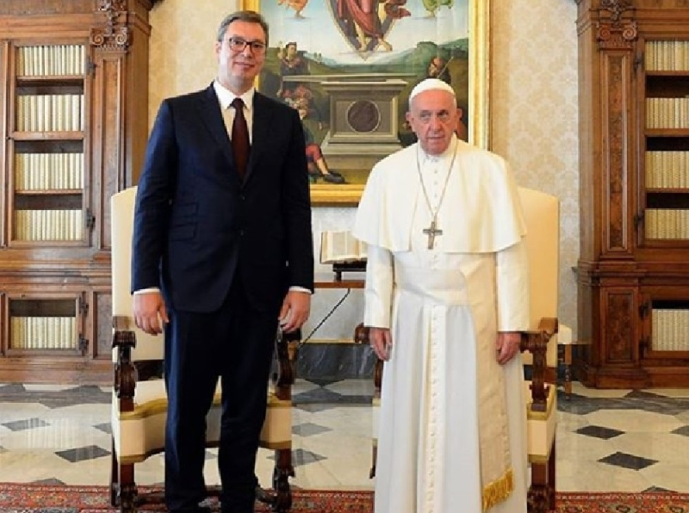 Vučić se obratio iz Vatikana! Pala nova odluka o Kosovu (FOTO)