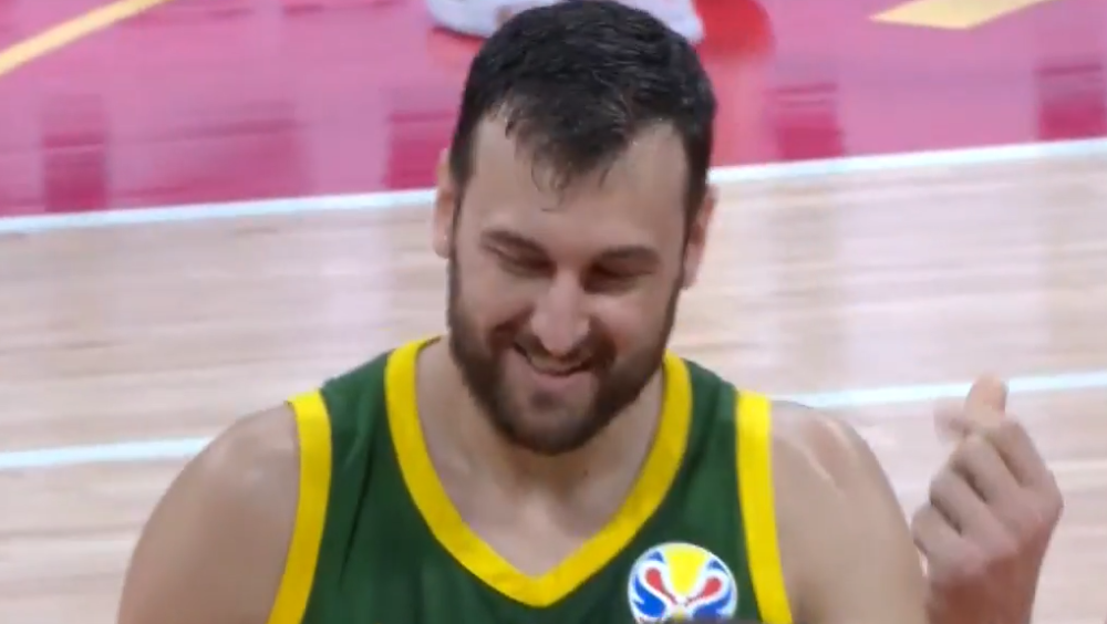 Bogut ovim potezom brutalno isprozivao FIBU i sudije! (FOTO/VIDEO)