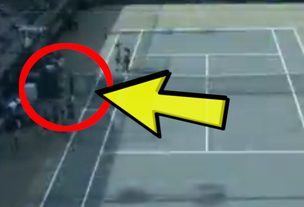 Usred prenosa Zverev prišao sudiji i postavio mu najbizarnije pitanje u istoriji teniskih mečeva! Neverovatno (VIDEO)